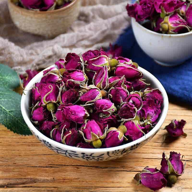 تصویر 1 از غنچه گل محمدی داراب شیراز برداشت شده از باغ های مرغوب